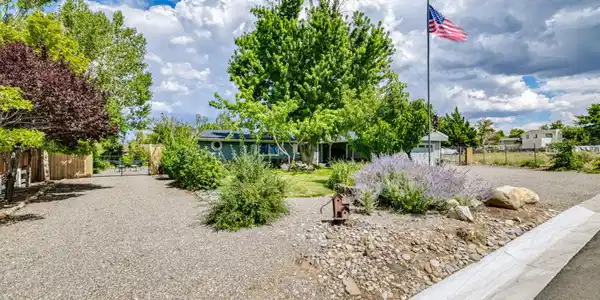 Image 2: 4-web-or-mls-1274 Kingston-4