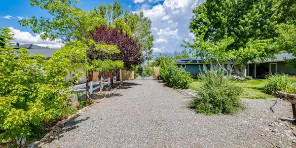 Image 3: 5-web-or-mls-1274 Kingston-5