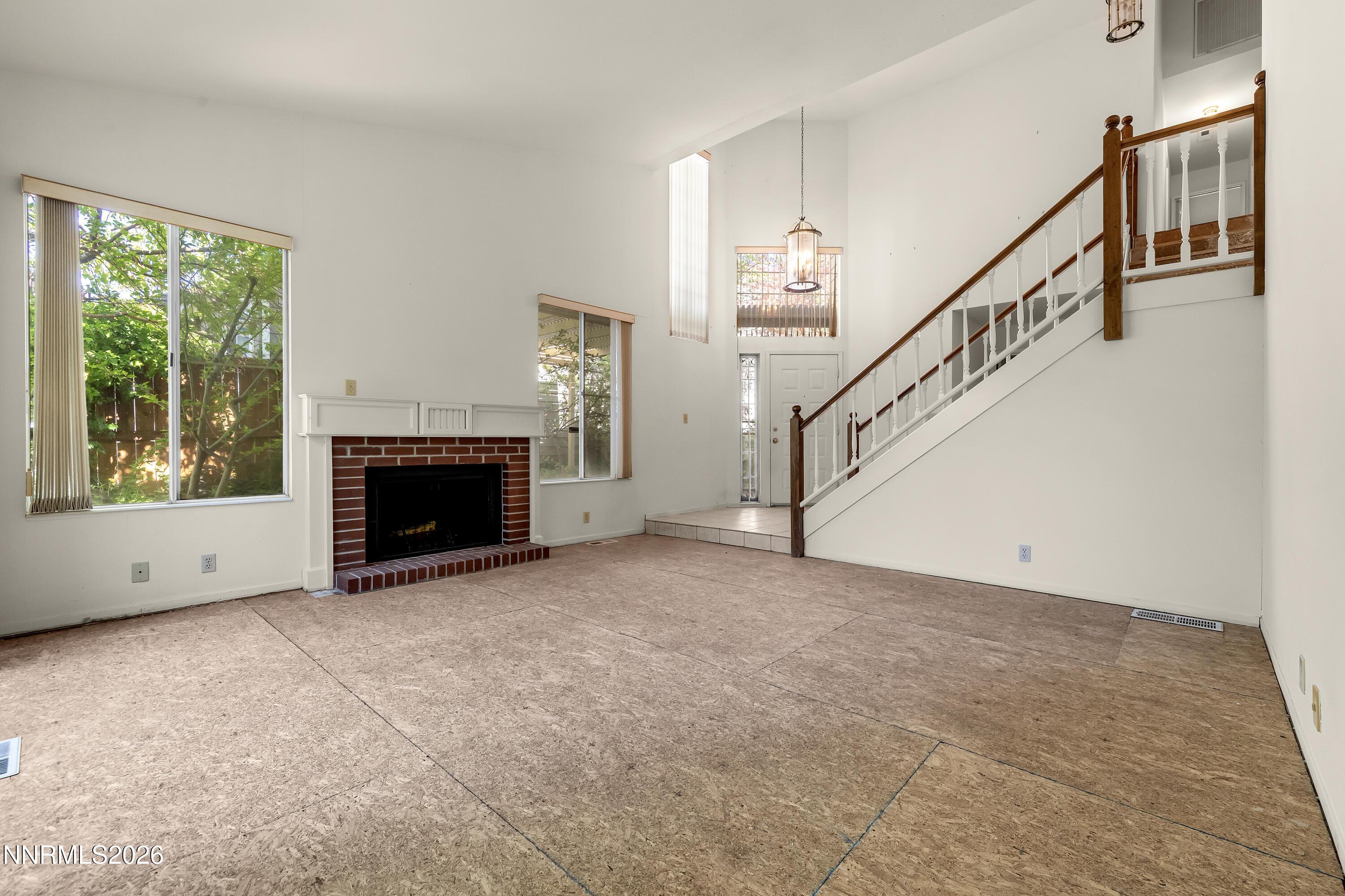 Image 3: SilverRidge2384-004