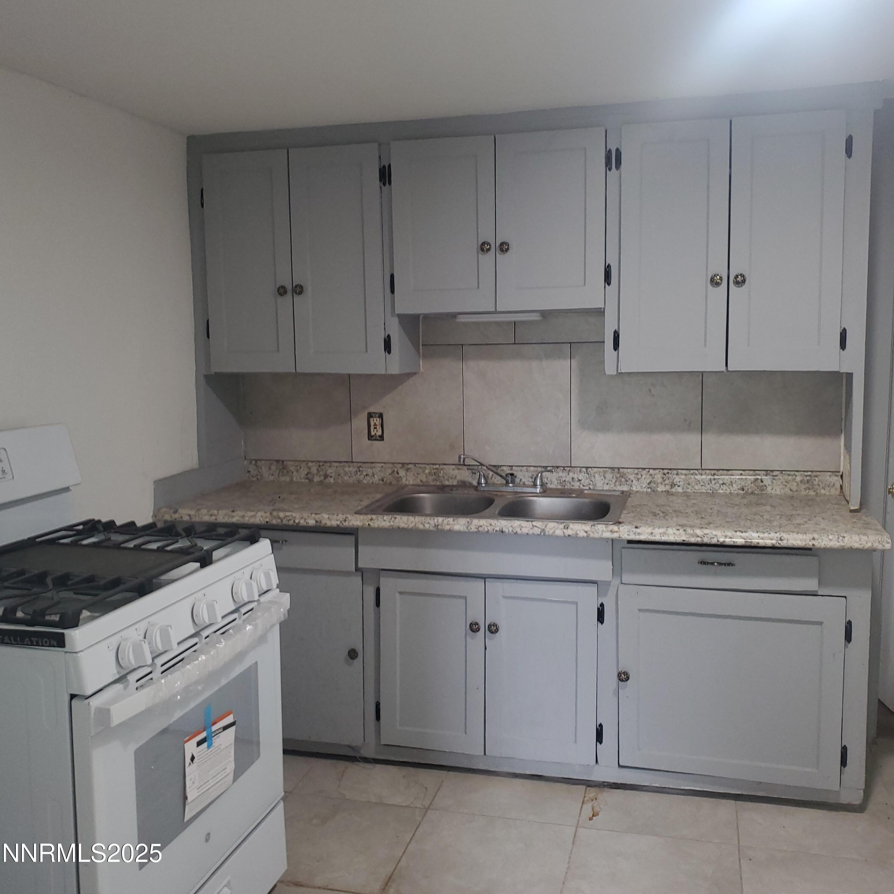Image 3: 742 D street main home kitchen