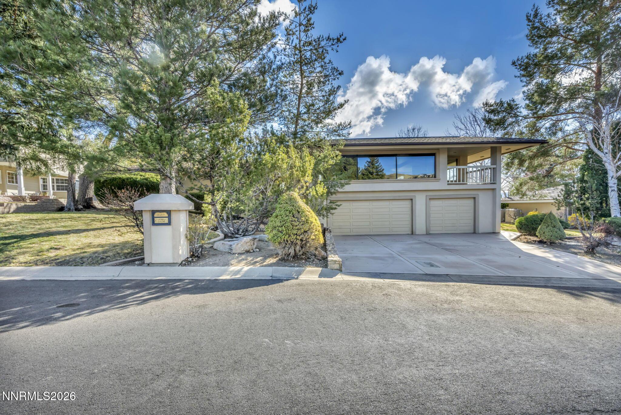 Image 2: 1-web-or-mls-2570-spinnaker-dr