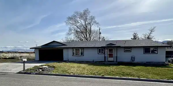 494 Ida Avenue