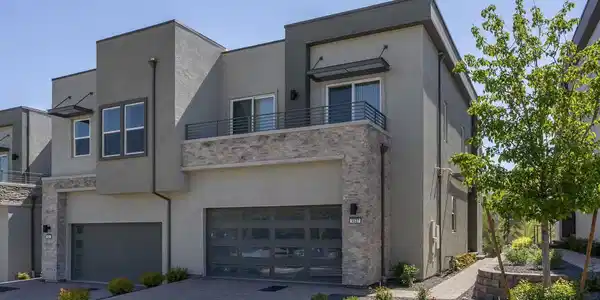1537 Golf Club Drive