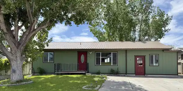 603 Camelot Way
