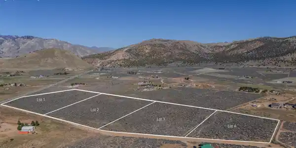 Image 2: Redrock Simulated Lots