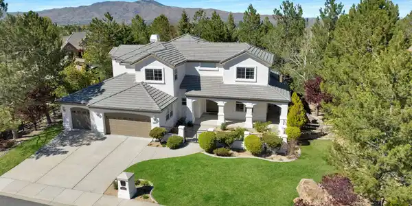 Image 3: 7-web-or-mls-DJI_0524
