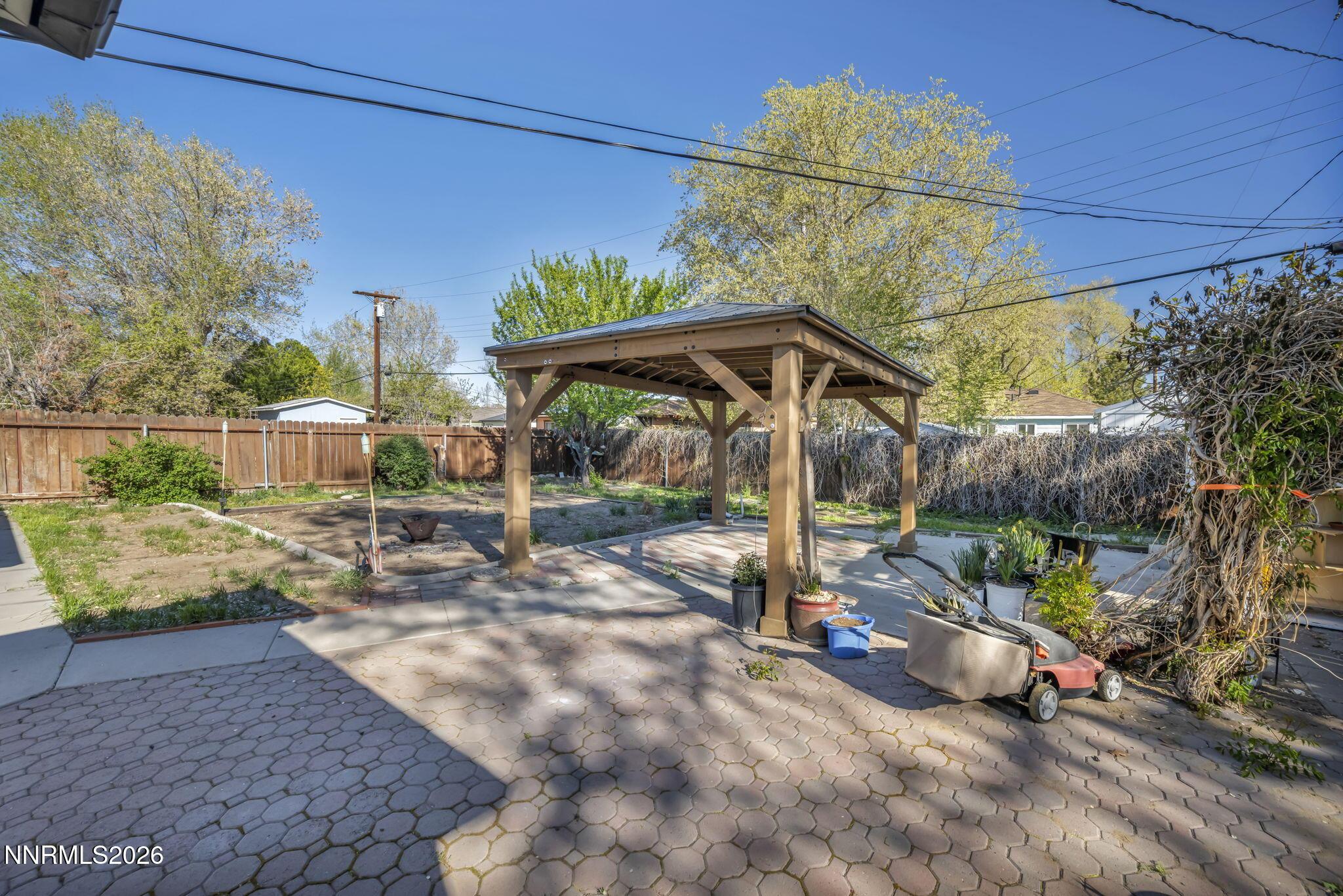 Image 4: 12-web-or-mls-18-e-prater-way