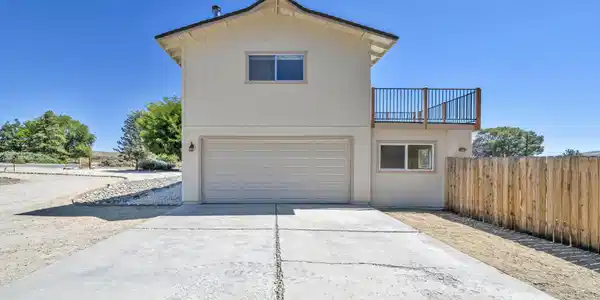 Image 2: 1-web-or-mls-919-arrowhead-dr