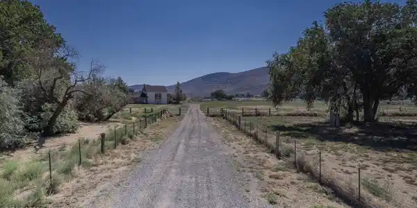 Image 4: 4-web-or-mls-DJI_0144