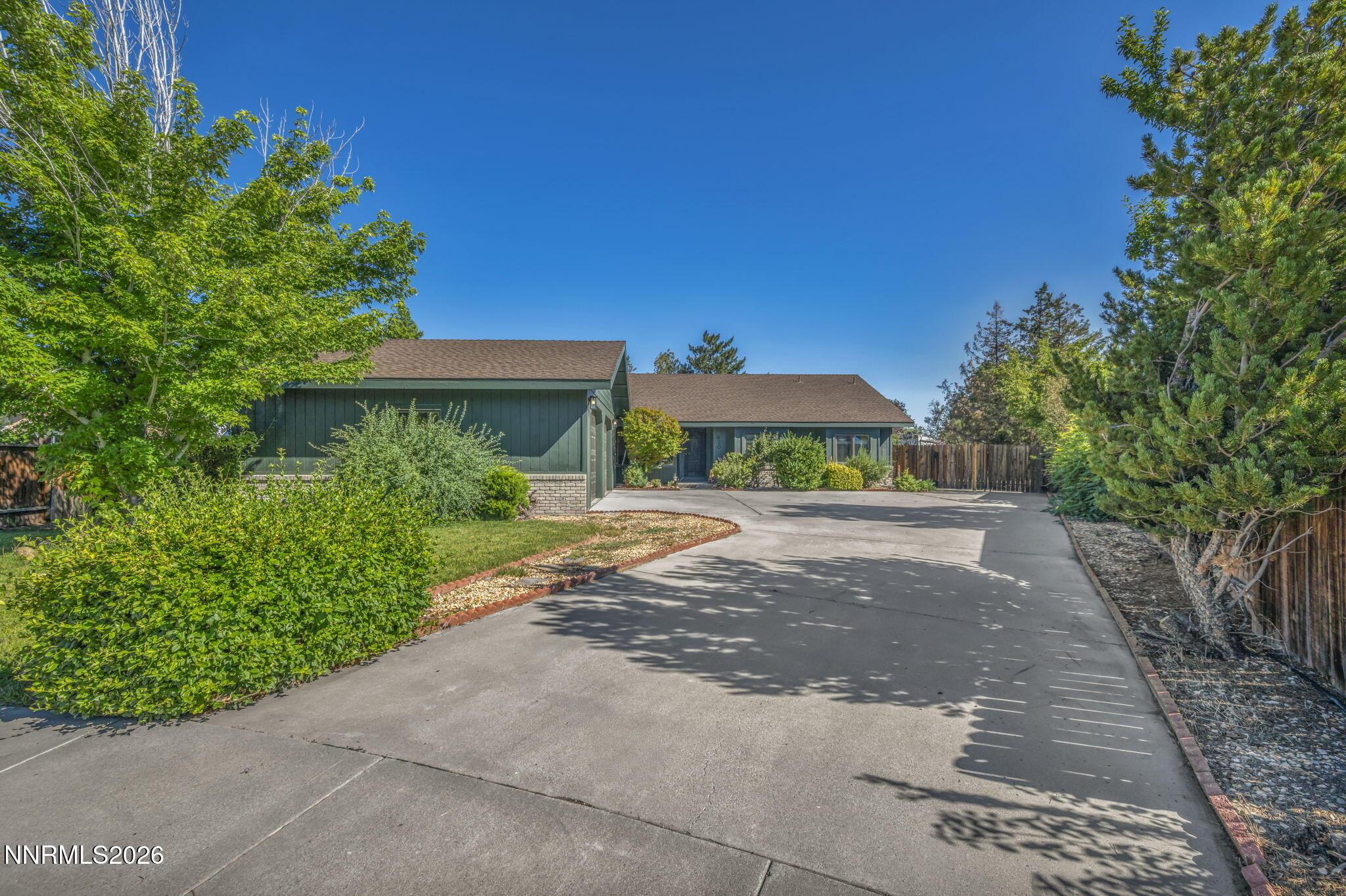 Image 3: 8-web-or-mls-620-renee-ct