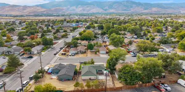Image 3: DJI_20260920155547_0534_D