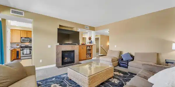 4889 Bougainvillea Circle