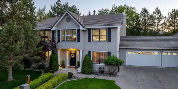 2353 Queen Anne Court