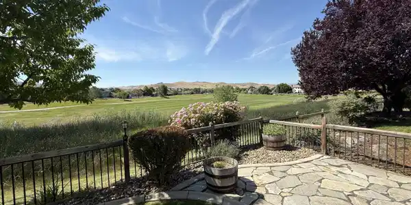 6756 Cinnamon Drive