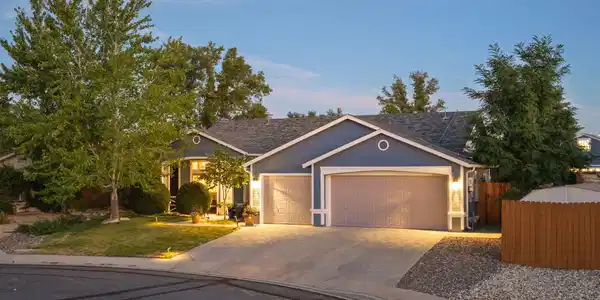 Image 2: 38-web-or-mls-3385 Toledo-72