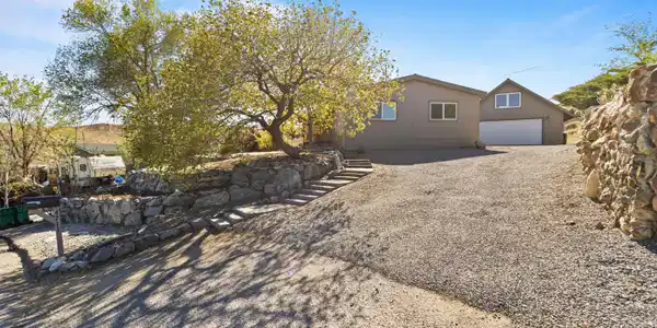 4711 W Leonesio Drive