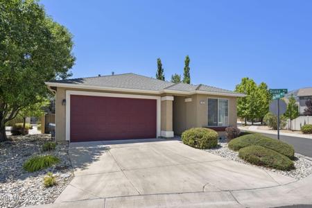 1121 Drake Way
