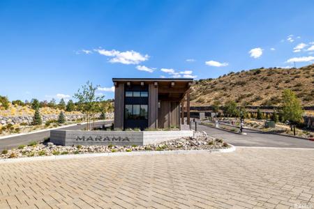 5045 Hunters Peak Road