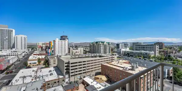 Image 2: 13-web-or-mls-200-w-2nd-st-apt-1103