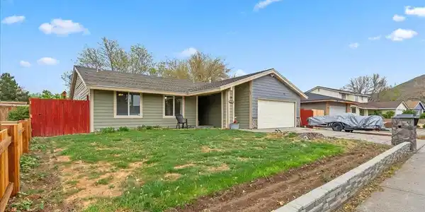 Image 2: 01-4730 Spring Dr Reno NV 89502 (24 of 3