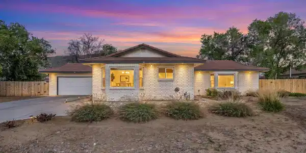 2635 S Edmonds Drive