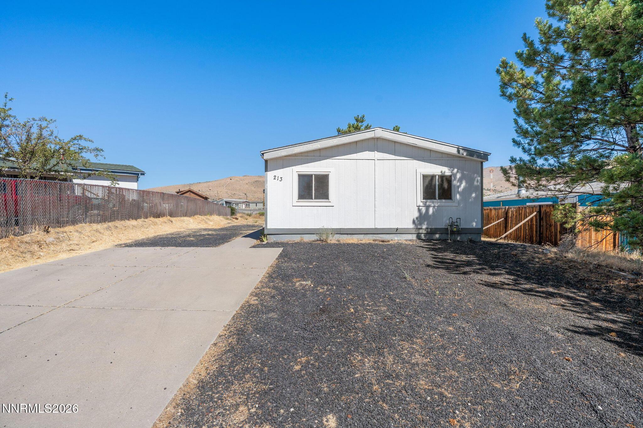 Image 2: 27-web-or-mls-A7403506
