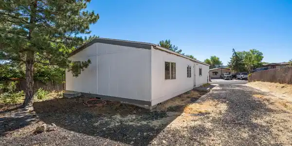 Image 4: 21-web-or-mls-A7403471