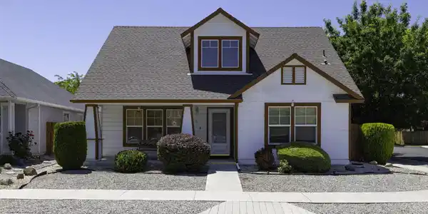1419 Honey Locust Avenue