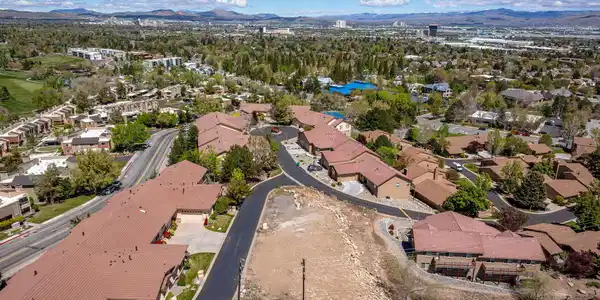 Image 2: 12-web-or-mls-DJI_20260413090232_0115_D