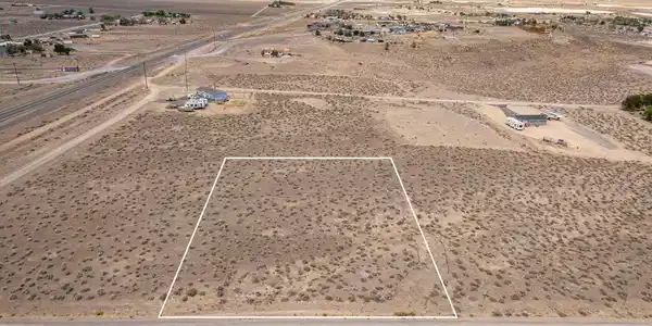 Image 4: 4-web-or-mls-DJI_20260619093809_0137_D