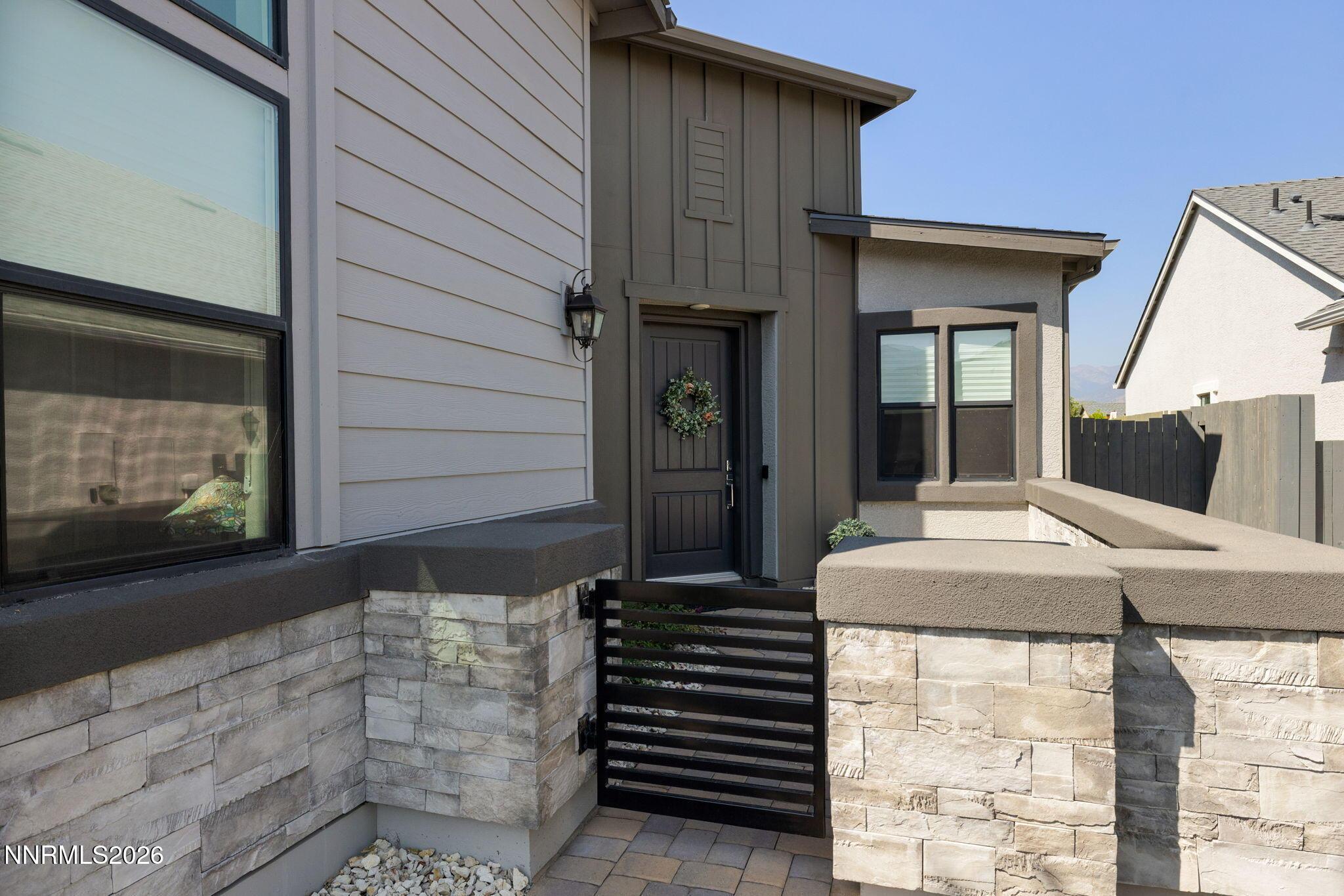Image 4: 2-web-or-mls-12209 Pewter Point-4