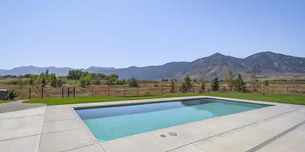 2960 Oasis Springs Road