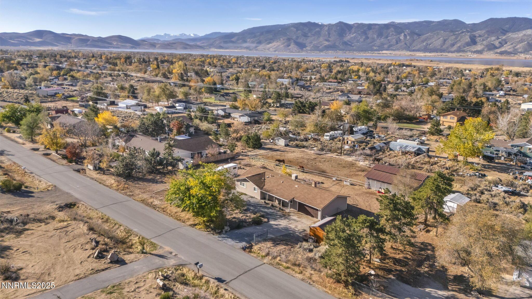 Image 2: 28-web-or-mls-2075-buckskin-dr
