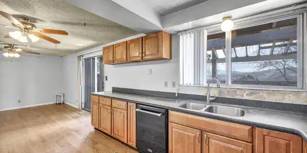 9421 Wigwam Way