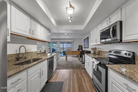 560 Peter Circle