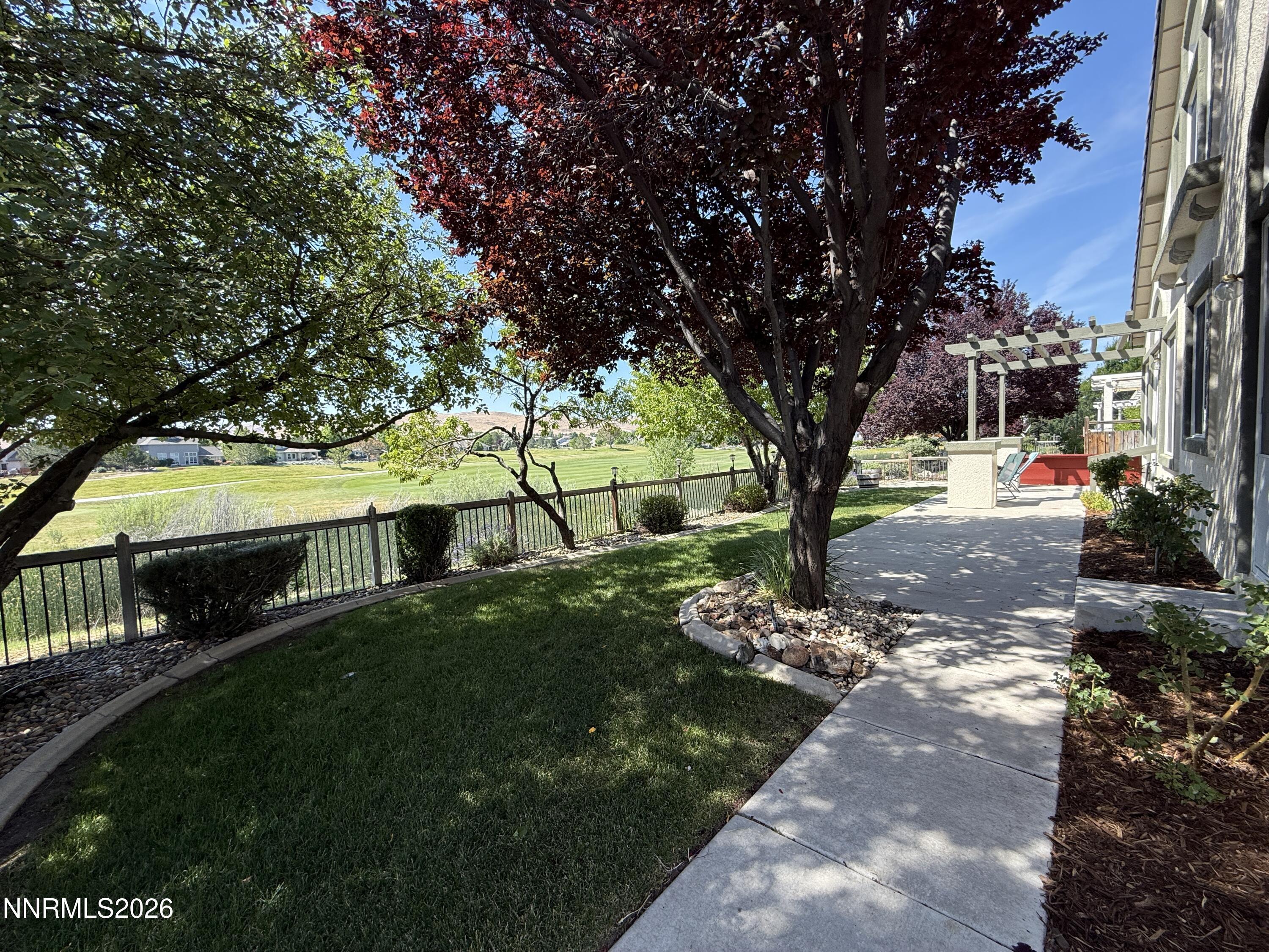 Image 4: IMG_2483