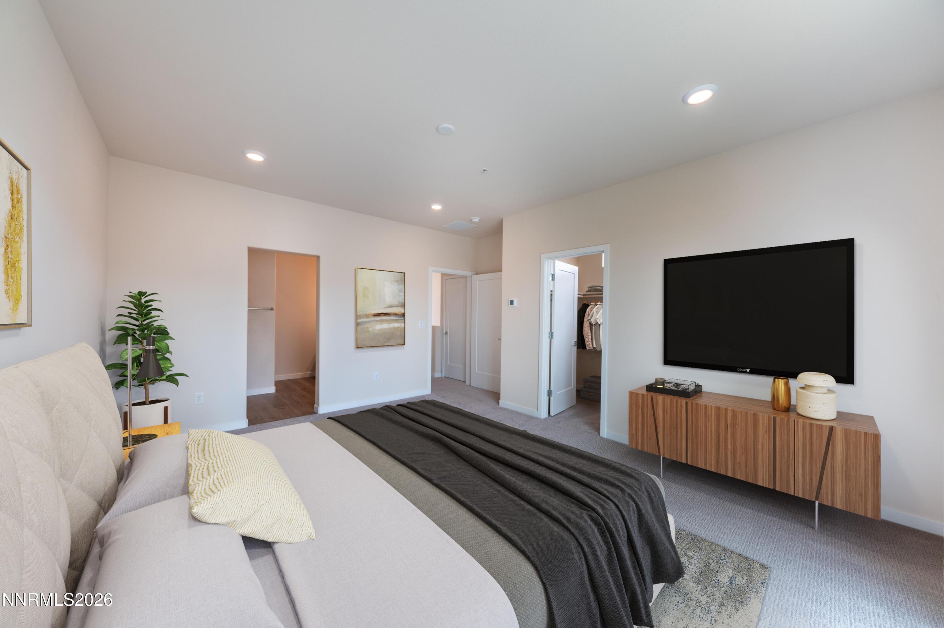 Image 3: Master Bed