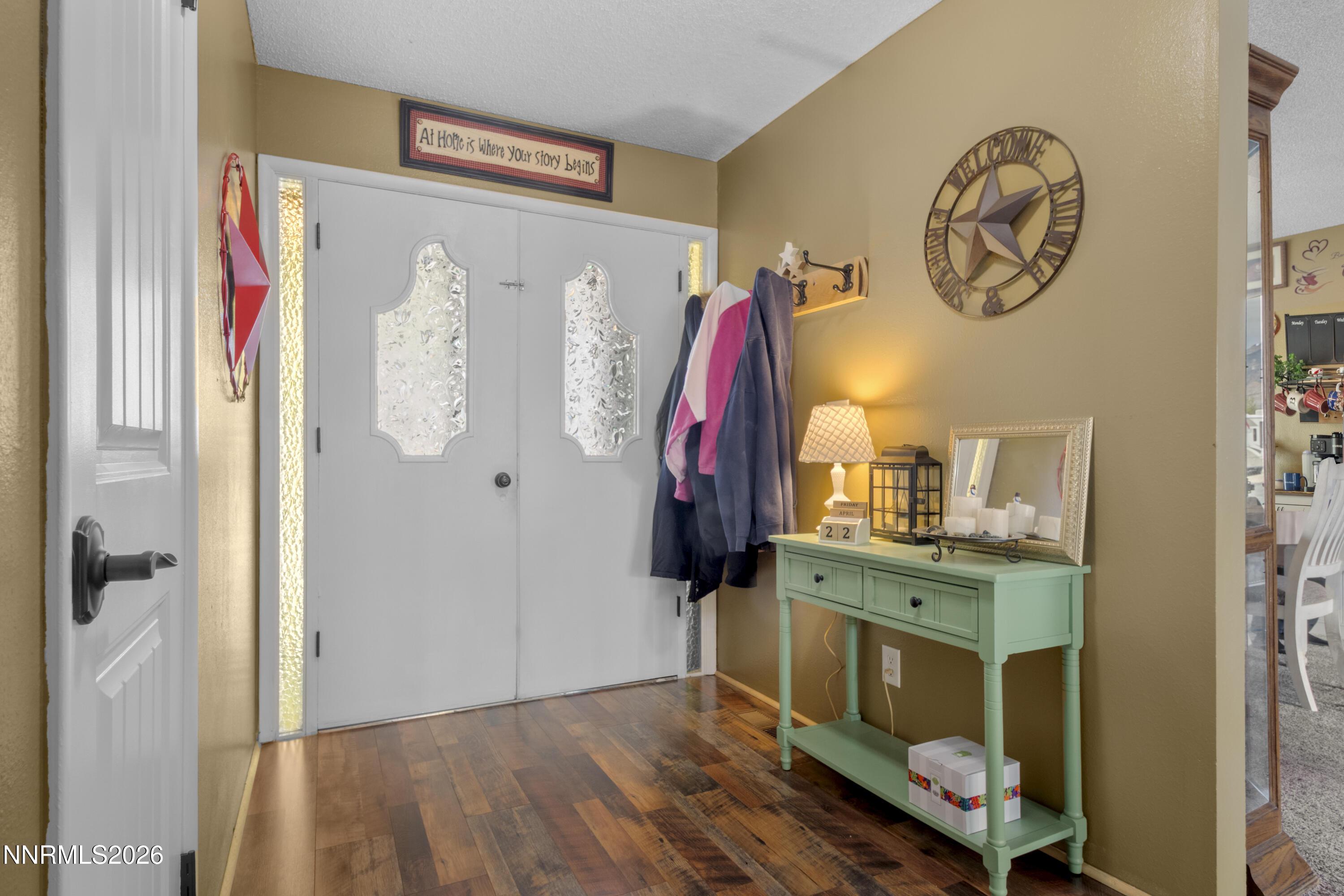 Image 2: Entry