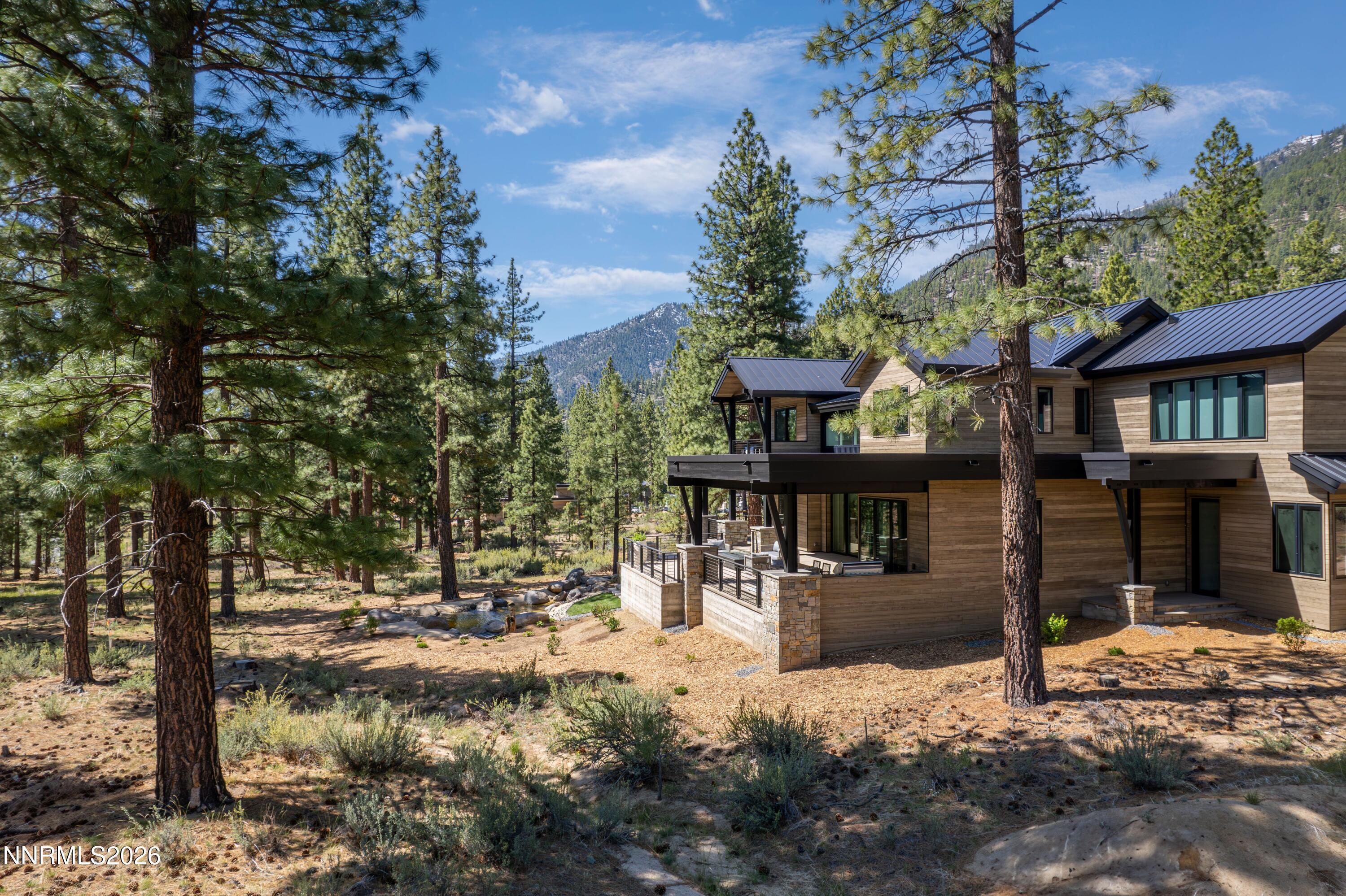 Image 4: 3574 ext side