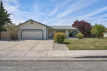 1260 Longspur Way