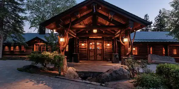 Image 2: Front Entry