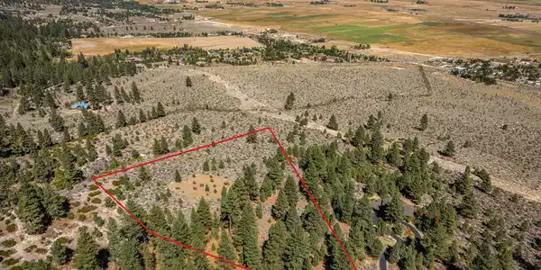 Image 2: 5-web-or-mls-DJI_20260923094441_0492_D