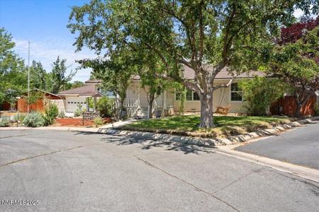 7 Circle Drive