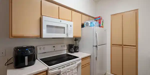 Image 3: 16-web-or-mls-A7407577