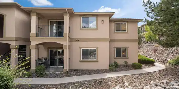 Image 4: 25-web-or-mls-A7407622