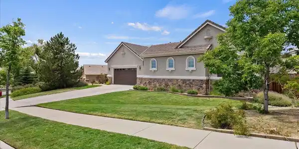 Image 3: 03-3211 Diamond Ridge Drive Reno NV 8952