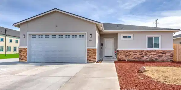 800 Great Basin Lane