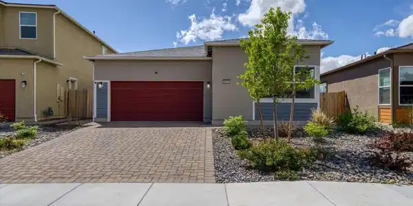 2415 Metolius Drive