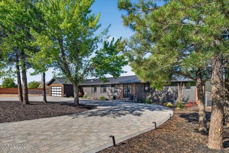 4220 Capitol View Drive