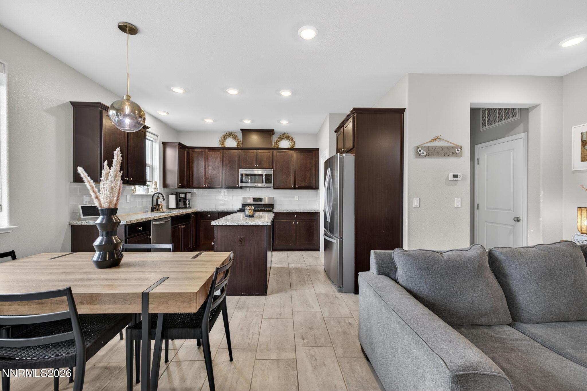 Image 3: 5-web-or-mls-775 Sarcinella-45
